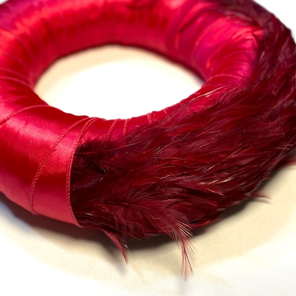 Burgundy Feathers Round Hat - Picture 5 of 6